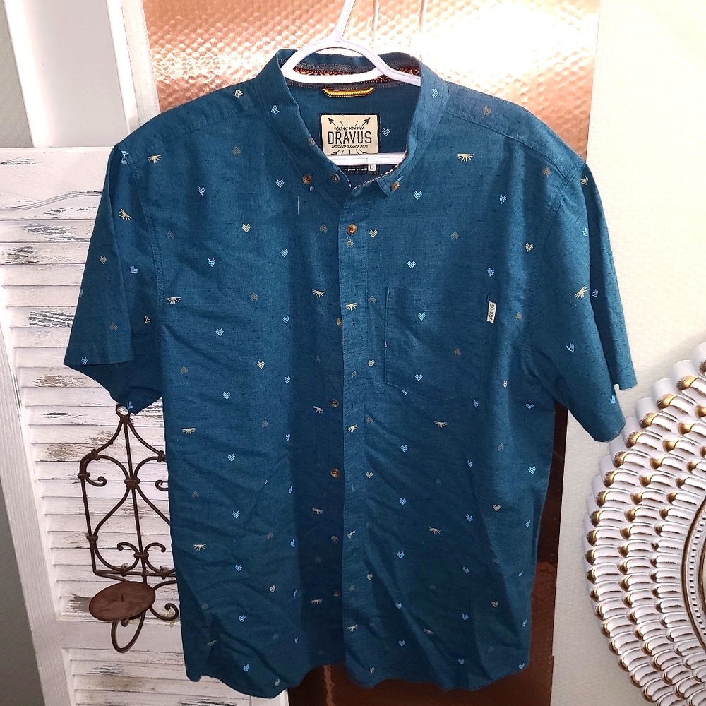 Men's button down pattern print